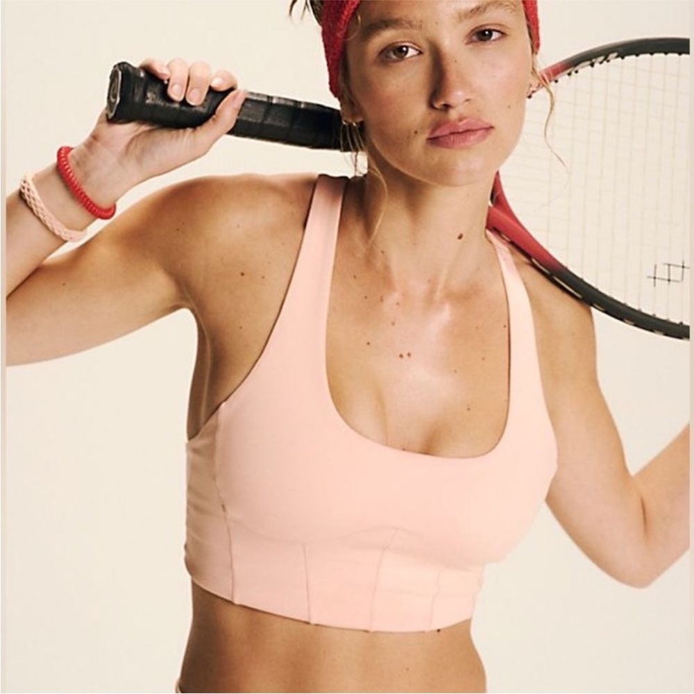 FP Movement Round Robin Longline
Sports Bra Pink Peach Medium